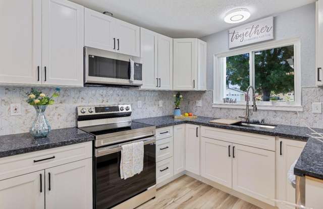 Stunning 1 Story Home Professionally Remodeled photos photos