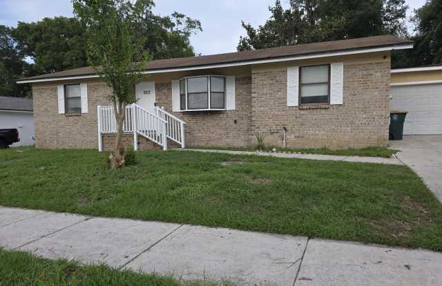 2613 Sandusky Avenue East photos photos