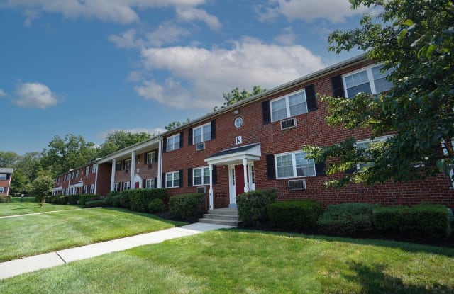 Madison Court photos photos