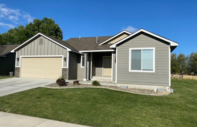 2404 N Brentwood St. - 2404 Brentwood Street, Ellensburg, WA 98926