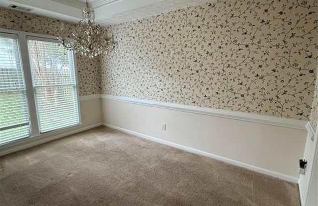 4250 Ivy Run Circle Gallery 3