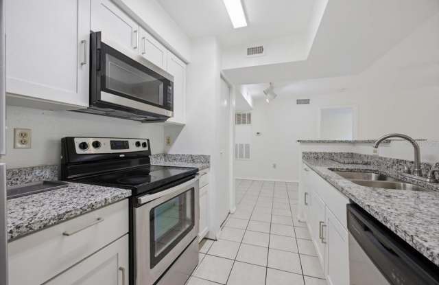 3032 PARKWAY Boulevard Gallery 2