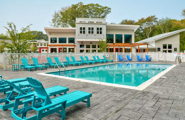 Central @ Waterford Woods photos photos