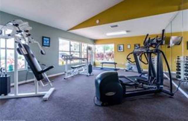 2751 N POINCIANA BLVD, #27 Gallery 2