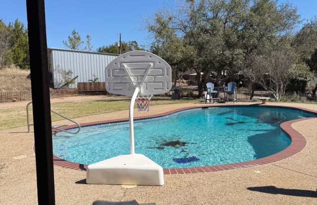 1/1 with Pool maintained by owner - Amazing Outdoor Living - Lawncare included - 553 Cat Track Road, Parker County, TX 76085