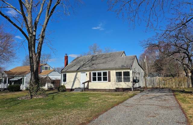 73 UPLAND Avenue photos photos