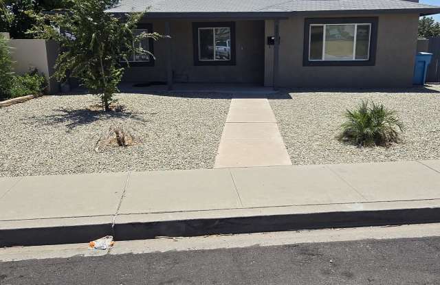 3253 W Country Gables Dr photos photos