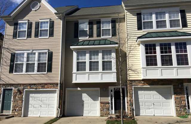 22992 FONTWELL SQUARE - 22992 Fontwell Square, Oak Grove, VA 20166