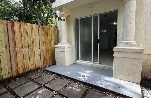 11053 NW 89th Ter photos photos