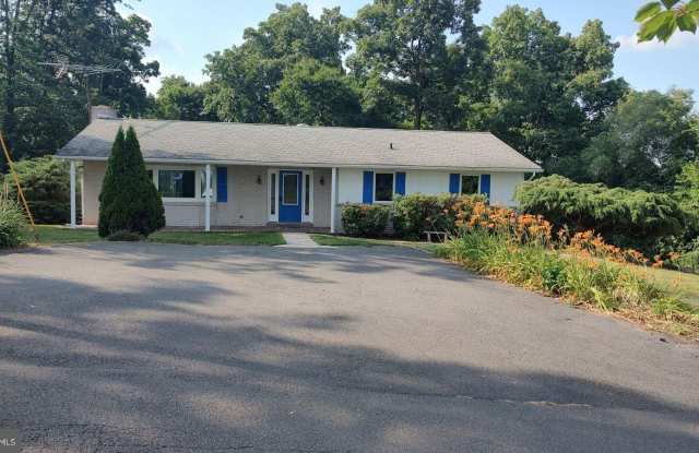 51 PINE GROVE LANE Gallery 3