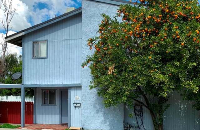 4443 Mammoth Ave. Gallery 2