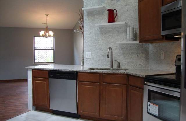 6036 Hildenboro Drive Gallery 4