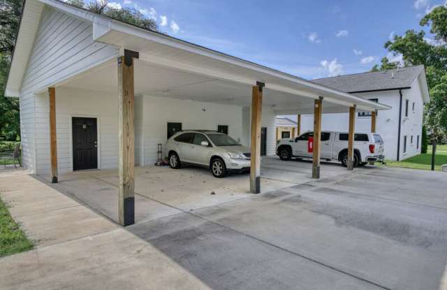 1122 Wellman Avenue Northeast Gallery 3