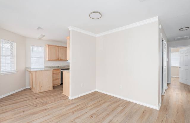 1801 Park Pl Gallery 4