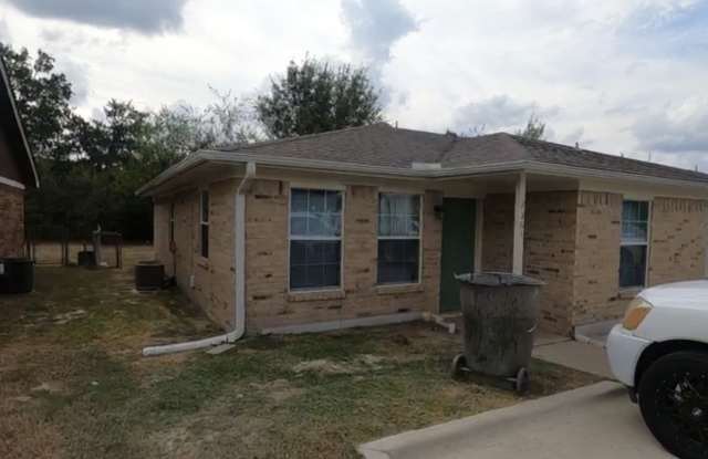 2361/2363 North Earl Rudder Freeway - 2361 - 2361 North Earl Rudder Freeway, Bryan, TX 77803