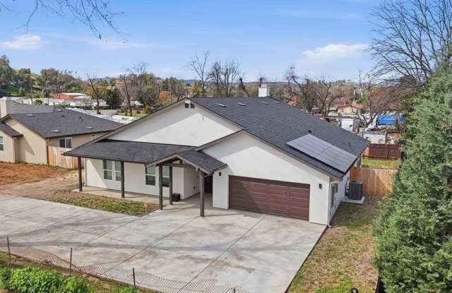 9391 Los Coches Road - 9391 Los Coches Road, Lakeside, CA 92040
