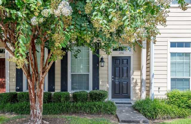 1950 Gentryside Drive Gallery 2