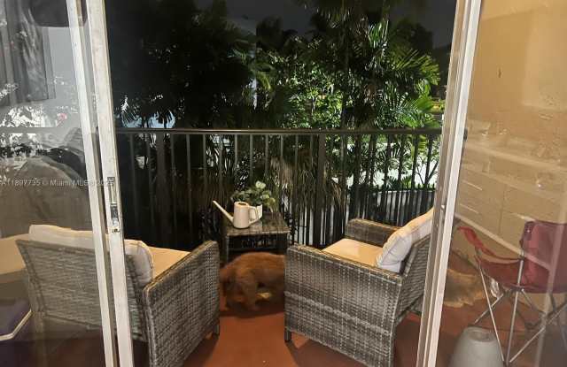 230 NW 87th Ave photos photos