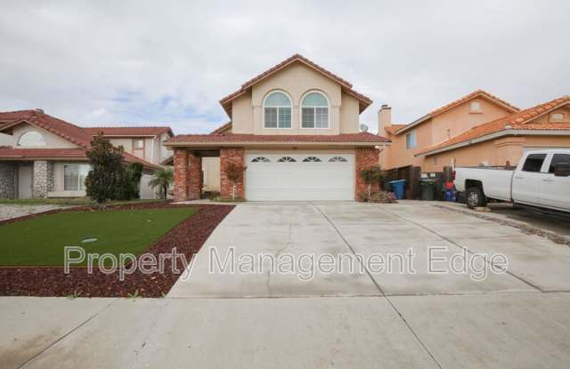 30352 Sierra Madre Dr - 30352 Sierra Madre Drive, Temecula, CA 92591