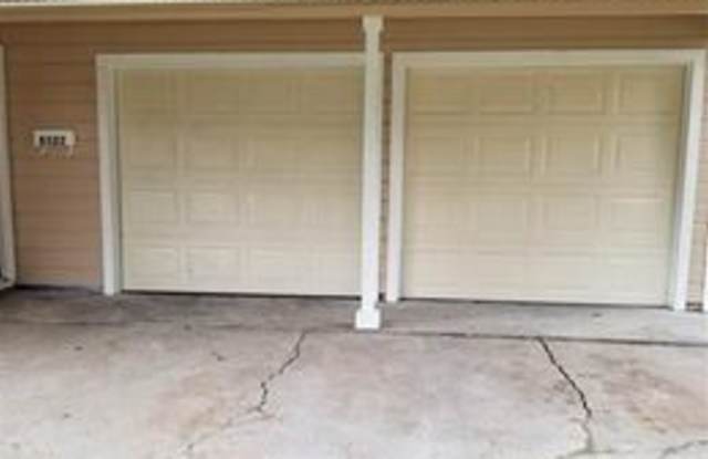 8322 Homewood Ln Gallery 2