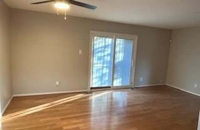 3113 CHERRY Road NE unit: 33 Gallery 3