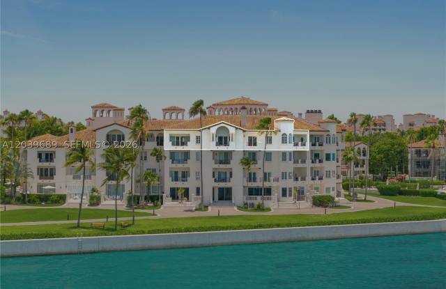 2244 Fisher Island Dr Gallery 2