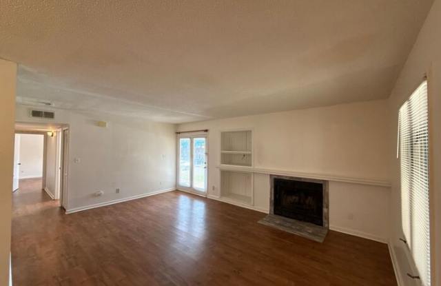 1823 J Julian Lane Gallery 3