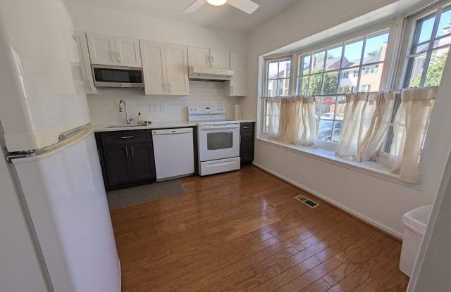 8241 CLIFTON FARM Court Gallery 3