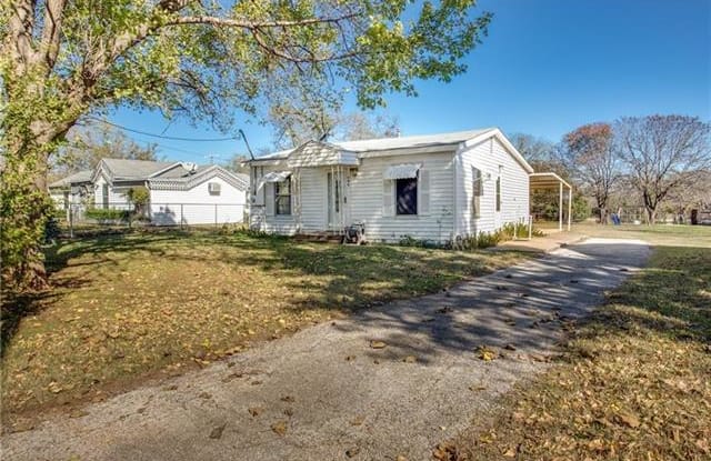 908 North Street - 908 North Street, Mansfield, TX 76063