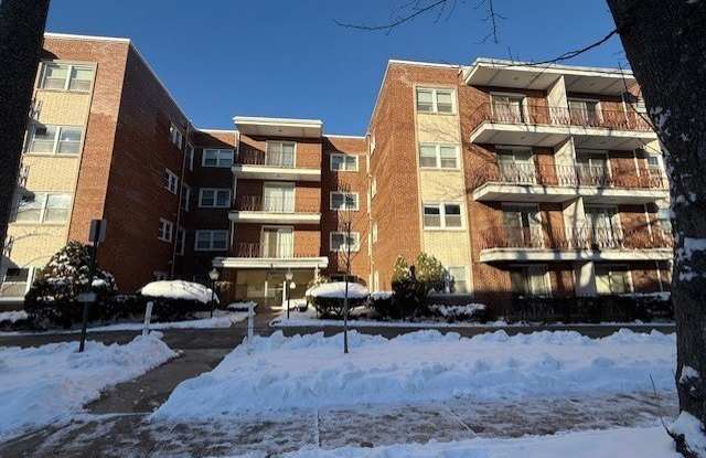 5240 Galitz Street unit: 101 photos photos