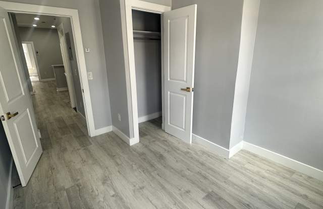 85 Zabriskie St photos photos