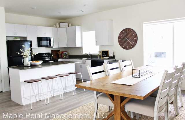 402 S. 860 E. - 402 S 860 E, American Fork, UT 84003