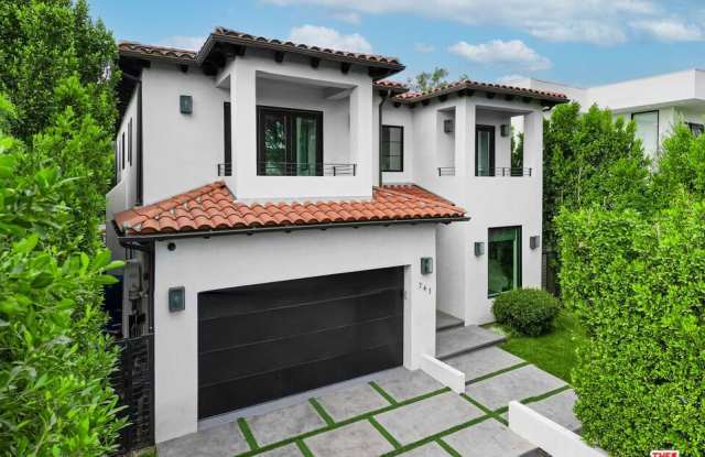 741 N Vista St - 741 North Vista Street, Los Angeles, CA 90046