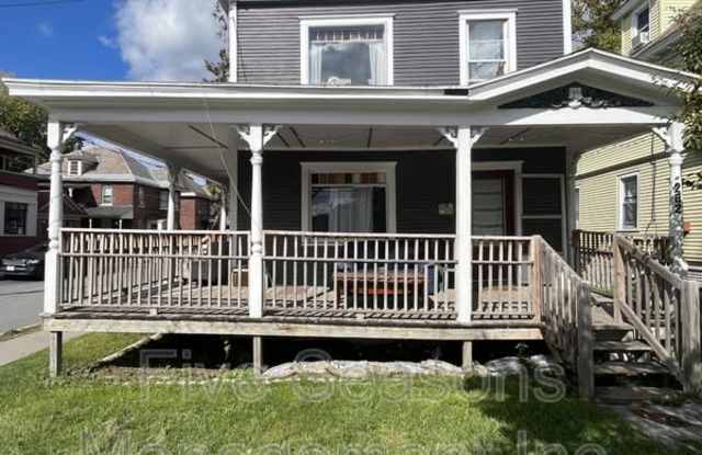 282 Pearl Street - 1 photos photos
