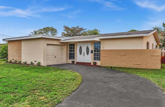 2171 NW 84th Way photos photos