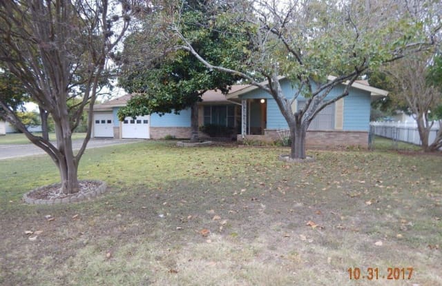 572 Gruene Road - 572 Gruene Road, New Braunfels, TX 78130