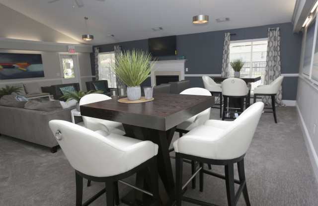 Acasa River Crest photos photos