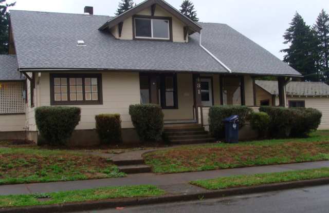 Lovely Camas Home - 431 Northeast 14th Avenue, Camas, WA 98607