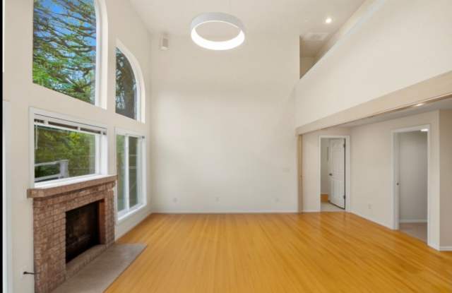 Redmond Union Hill 4BD, 3BA Rental Gallery 4