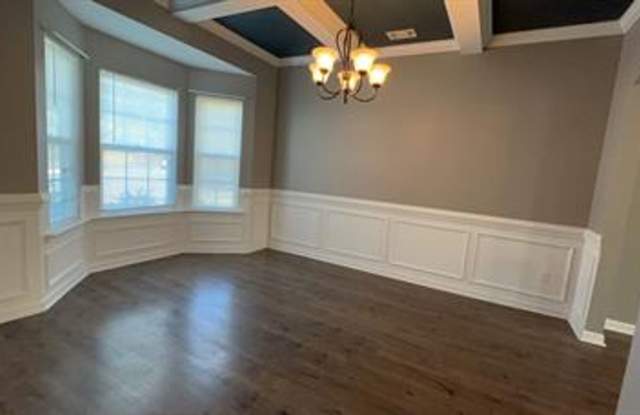 1605 Longleaf Court Gallery 4