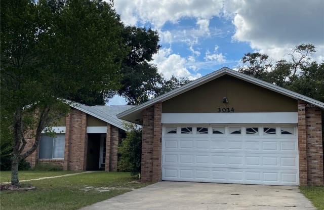 3024 ROCKINGHAM CIRCLE - 3024 Rockingham Circle, Pine Hills, FL 32808