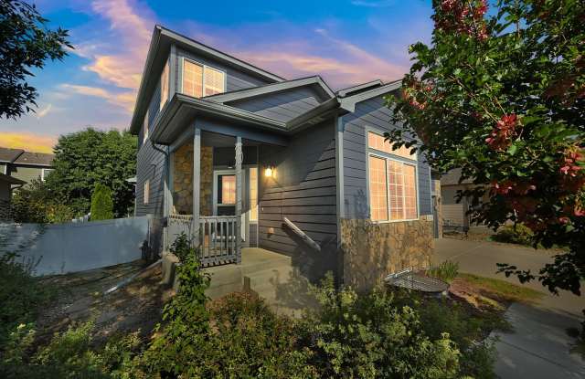 Spacious 4BR House in Fort Collins photos photos