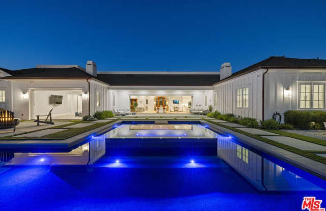 6671 Dume Dr Gallery 1