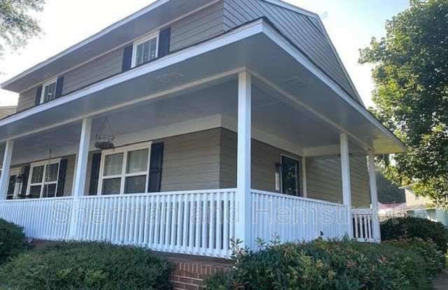 303 Lake Avenue photos photos