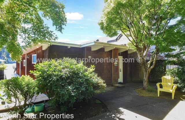 118 3rd St. - 118 3rd Street, Lake Oswego, OR 97034