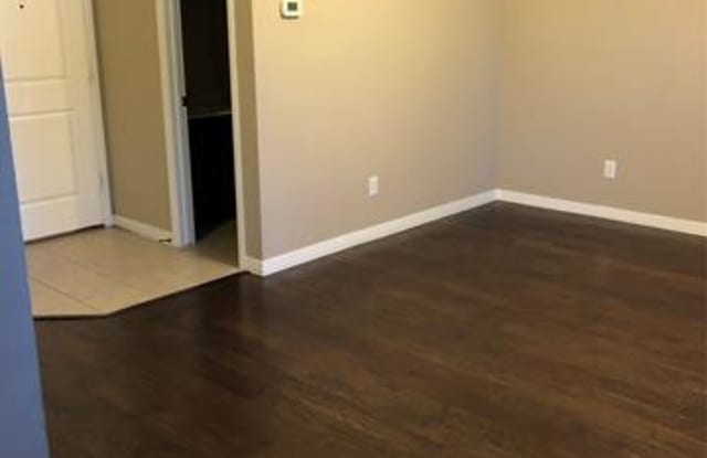 3892 Everwood Lane Gallery 2