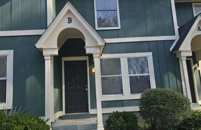 2 bed 1.5 bath town home near Prisma Health photos photos