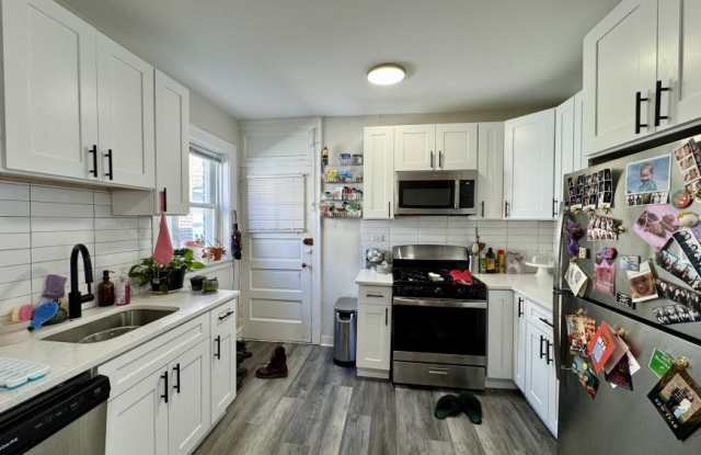 5319 North Hoyne - 5319 North Hoyne Avenue, Chicago, IL 60625