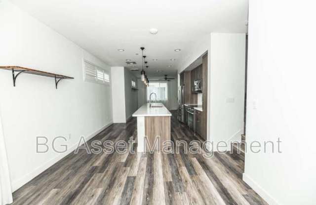 180 Uptown Circle photos photos