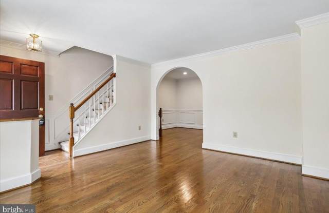 5834 WATERDALE Court Gallery 4